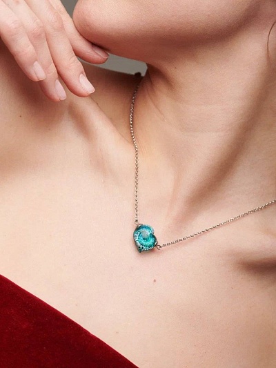 Кулон "Сердцебиение" изумрудный