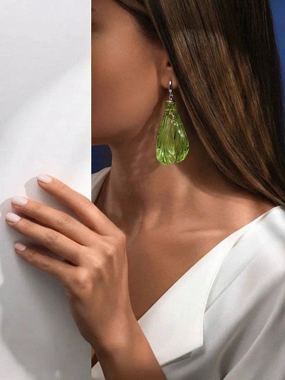 Моносерьга "Танец лепестков"