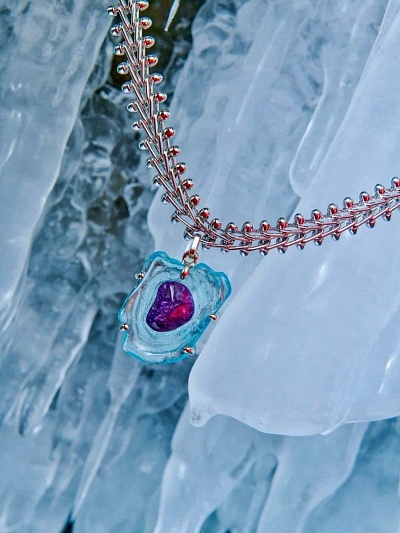 Колье "Чарующий лед"