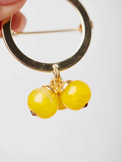 Брошь "Смородина белая"